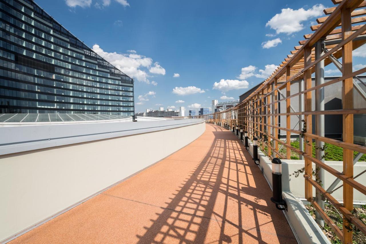 Apartamenty Sky Tower Вроцлав Екстериор снимка
