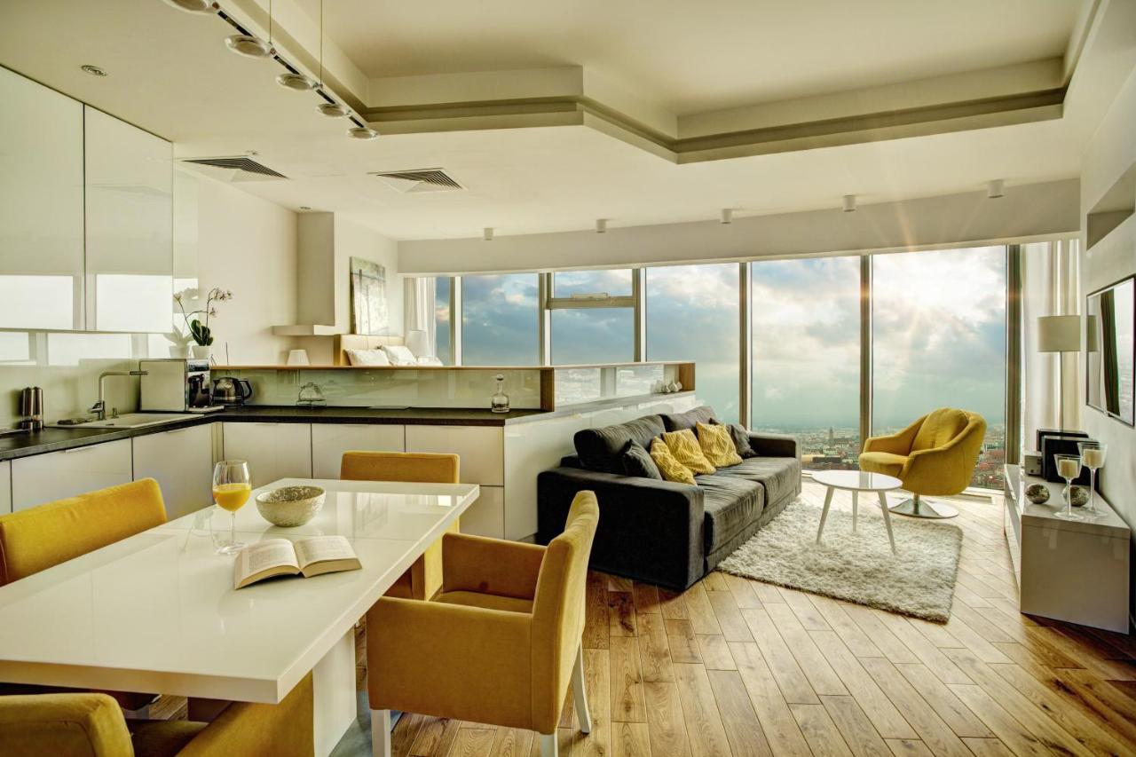 Apartamenty Sky Tower Вроцлав Екстериор снимка